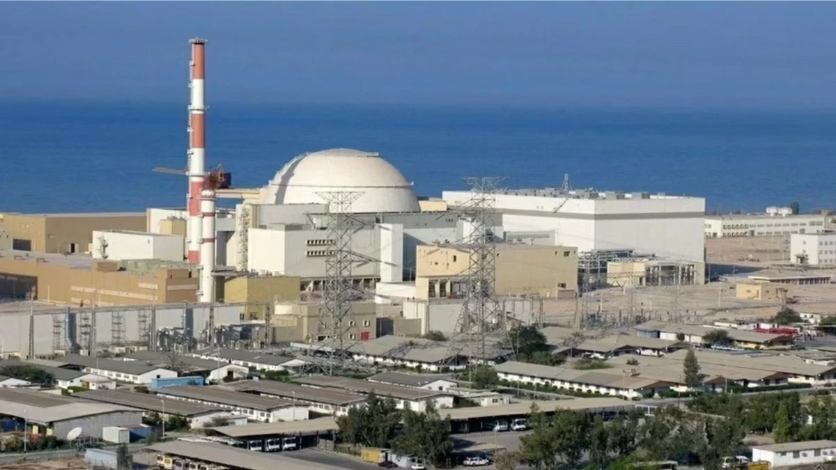 Nga rút nhân sự khỏi nhà máy điện hạt nhân Bushehr, Iran