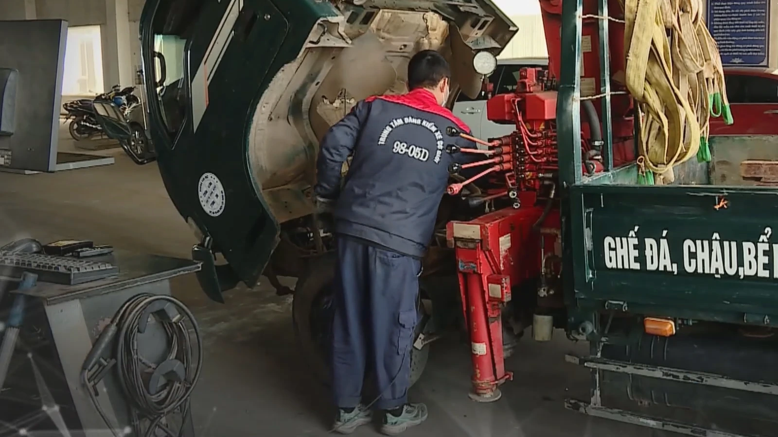 Kiến nghị không đạp hết ga kiểm định khí thải