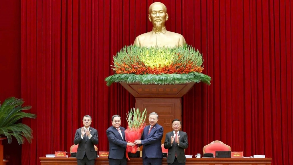 Điện, thư chúc mừng các đồng chí lãnh đạo chủ chốt của Việt Nam