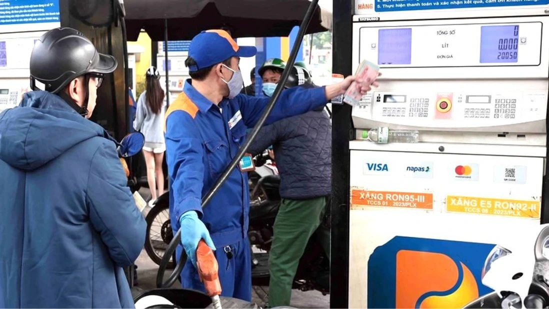 Chủ động kịch bản, ứng phó với việc xăng dầu tăng giá