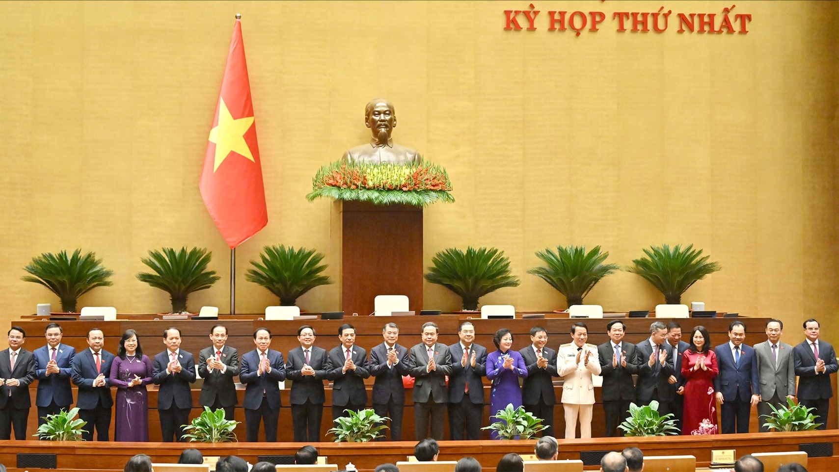 Đại sứ các nước chúc mừng Chính phủ mới của Việt Nam