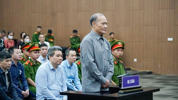 Cựu Thứ trưởng Bộ NN&PTNT bị tuyên phạt 4 năm tù