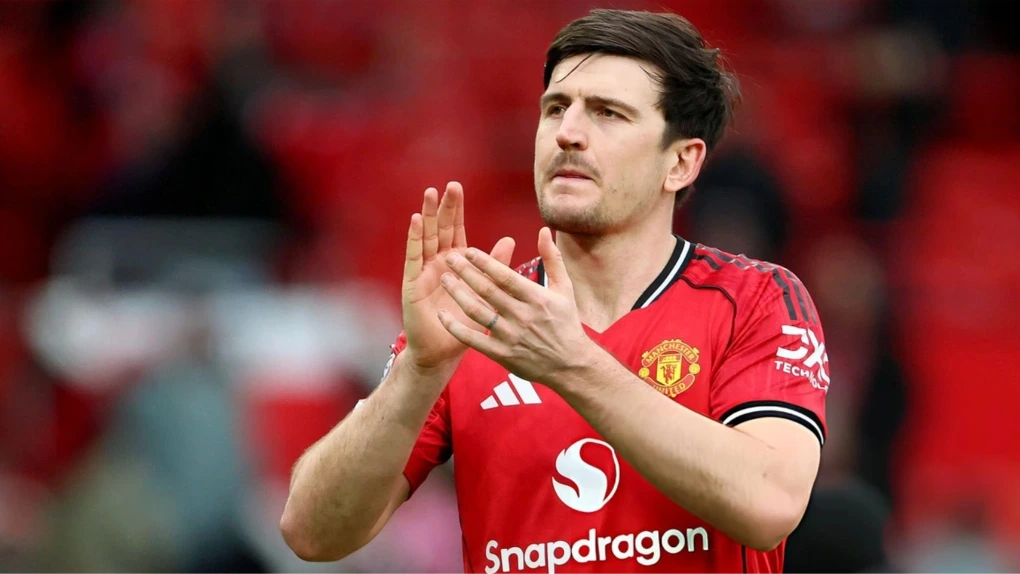 Harry Maguire chính thức gia hạn với Man United