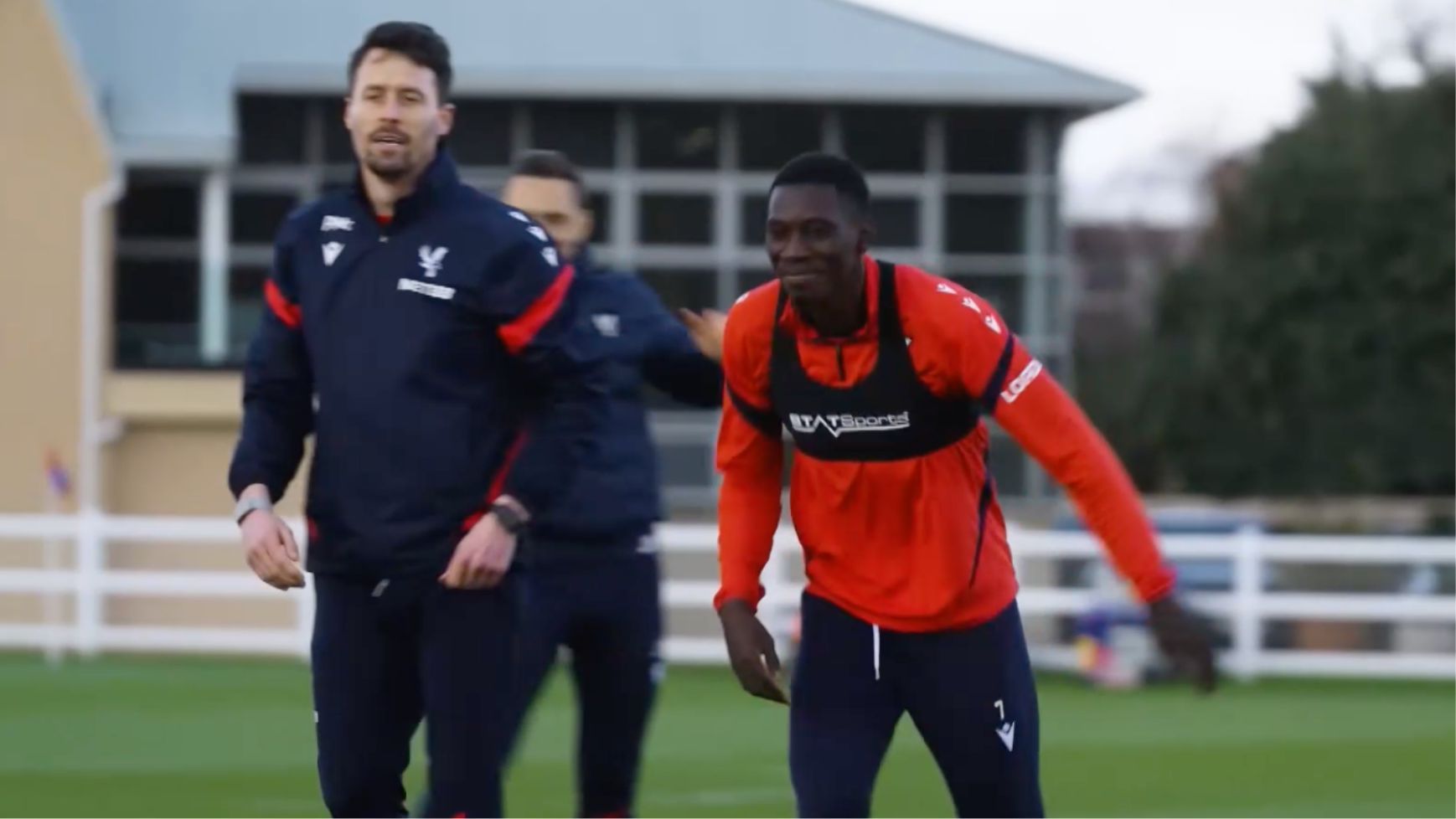 Các đội bóng Anh sẵn sàng cho tứ kết Europa League và Conference League