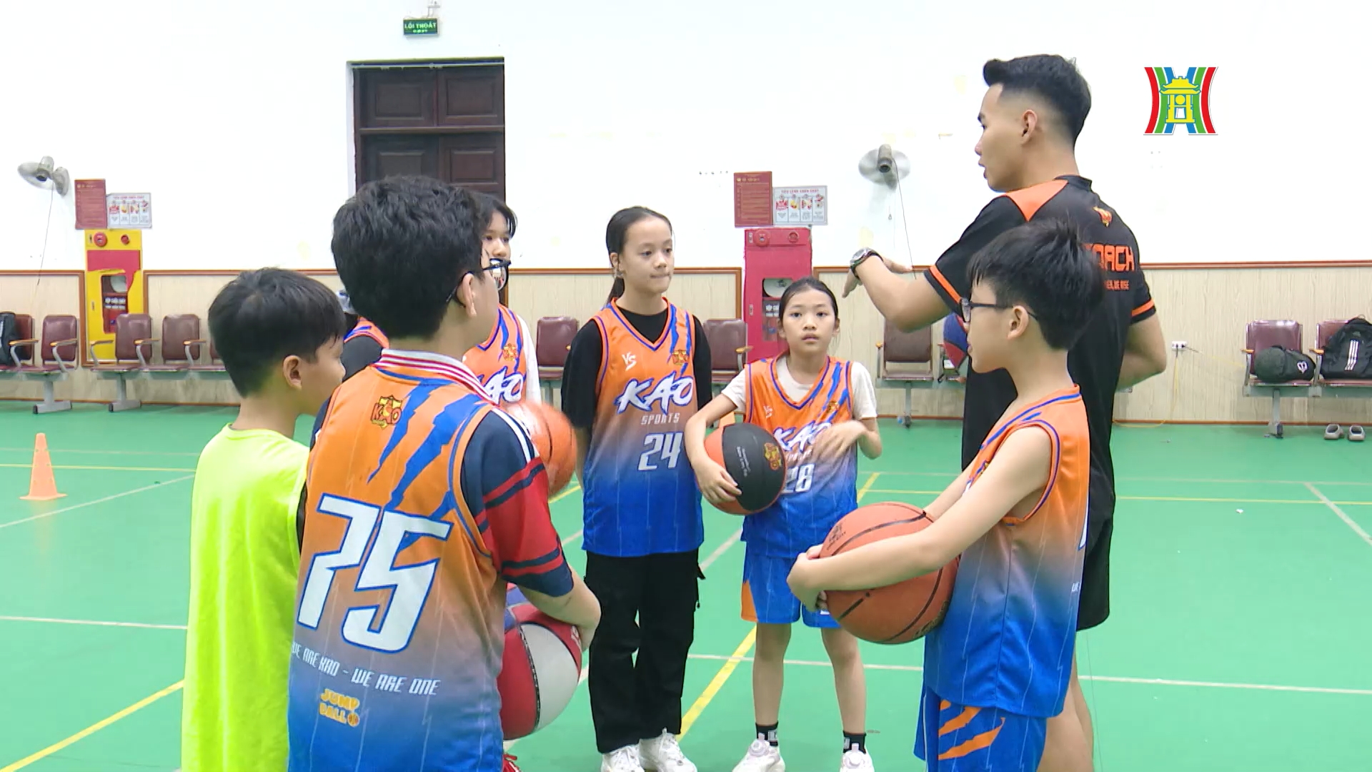 Tăng cường thể chất cho trẻ với môn bóng rổ | Vì trẻ em | 26/03/2026