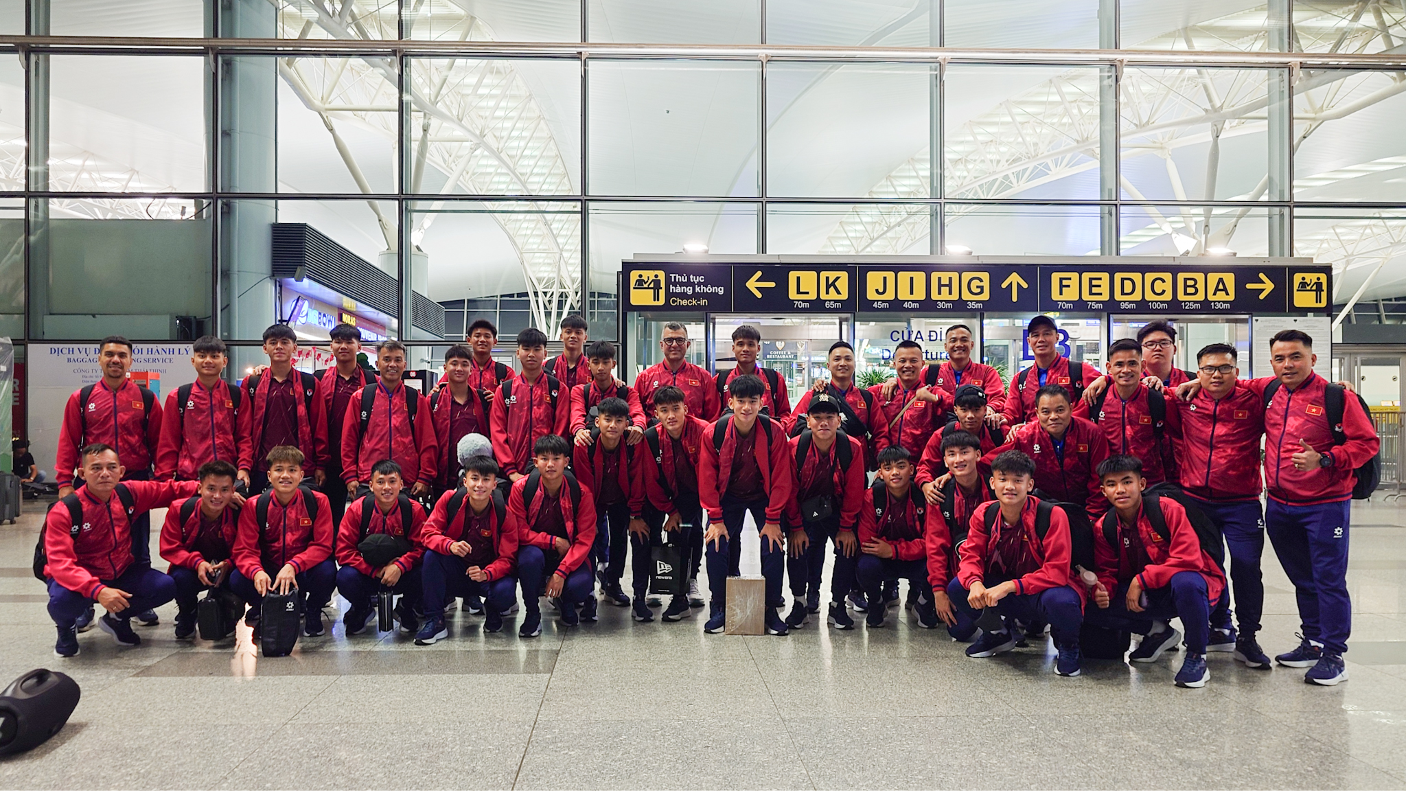 Đội tuyển U17 Việt Nam lên đường sang Ả rập Xê út