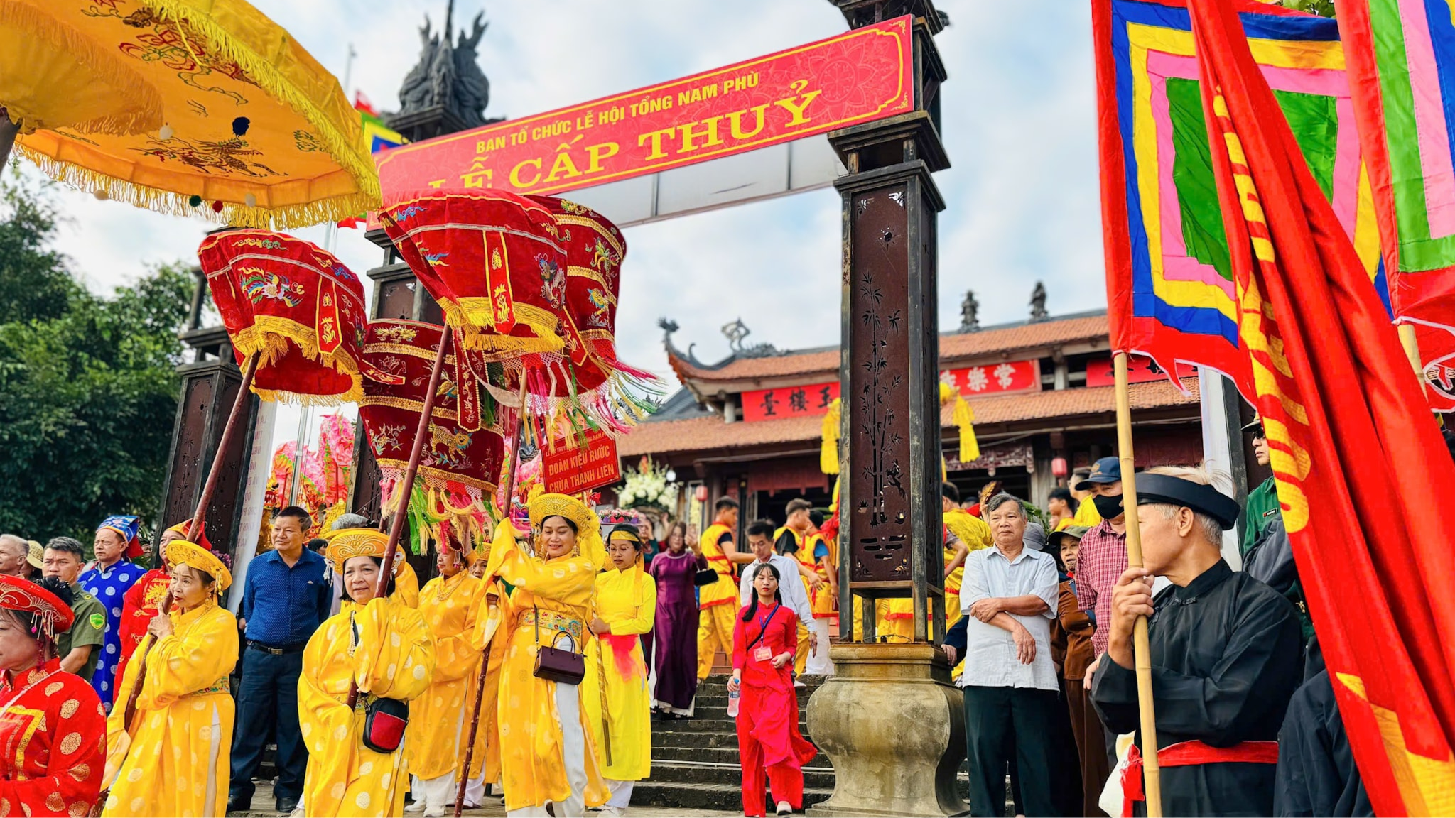 Khai mạc Lễ hội truyền thống Tổng Nam Phù 2026