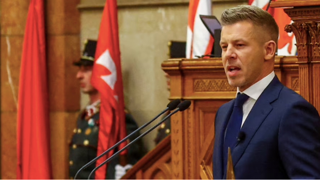Tân Thủ tướng Hungary tuyên thệ nhậm chức