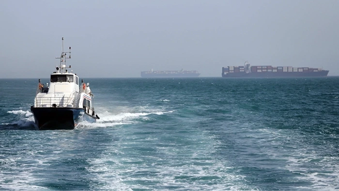 Căng thẳng leo thang tại eo biển Hormuz