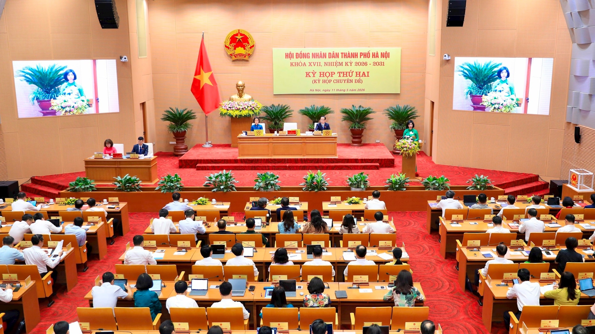 Bế mạc kỳ họp thứ hai HĐND thành phố Hà Nội khóa XVII