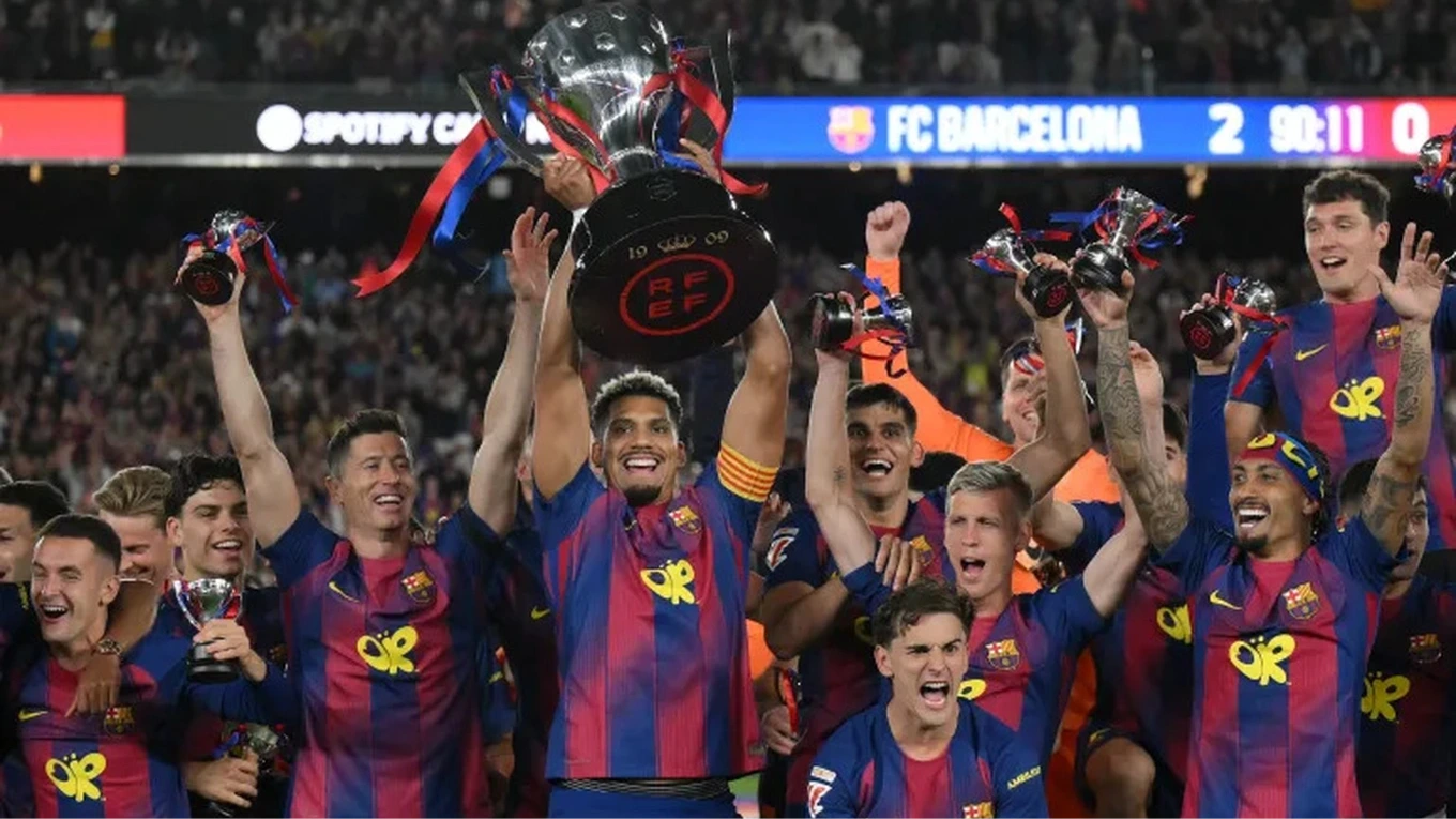 Barcelona vô địch La Liga sớm ba vòng đấu