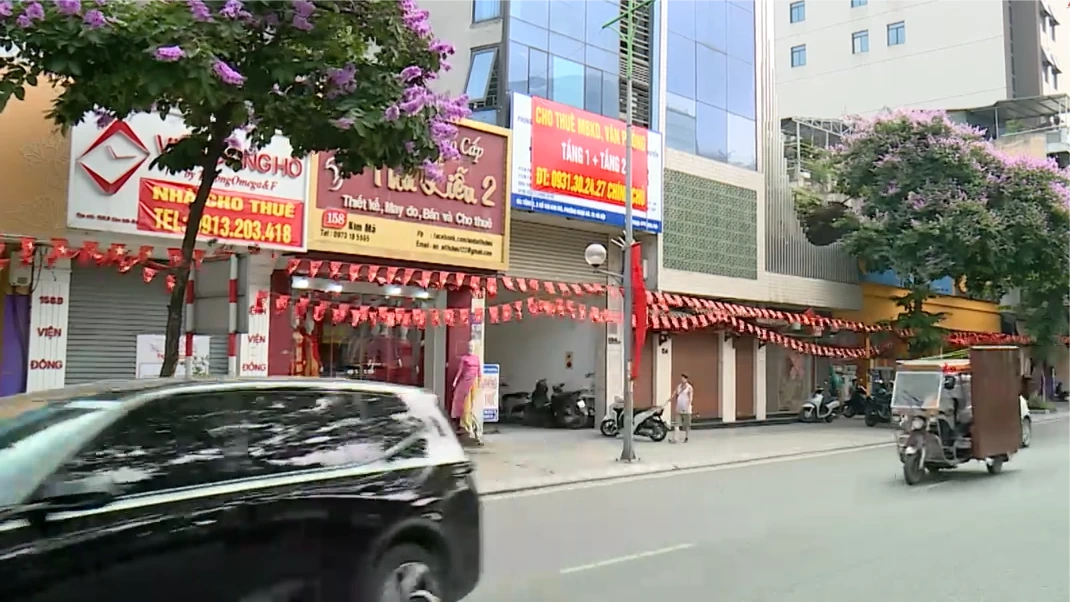 'Làn sóng' trả mặt bằng tại các tuyến phố trung tâm