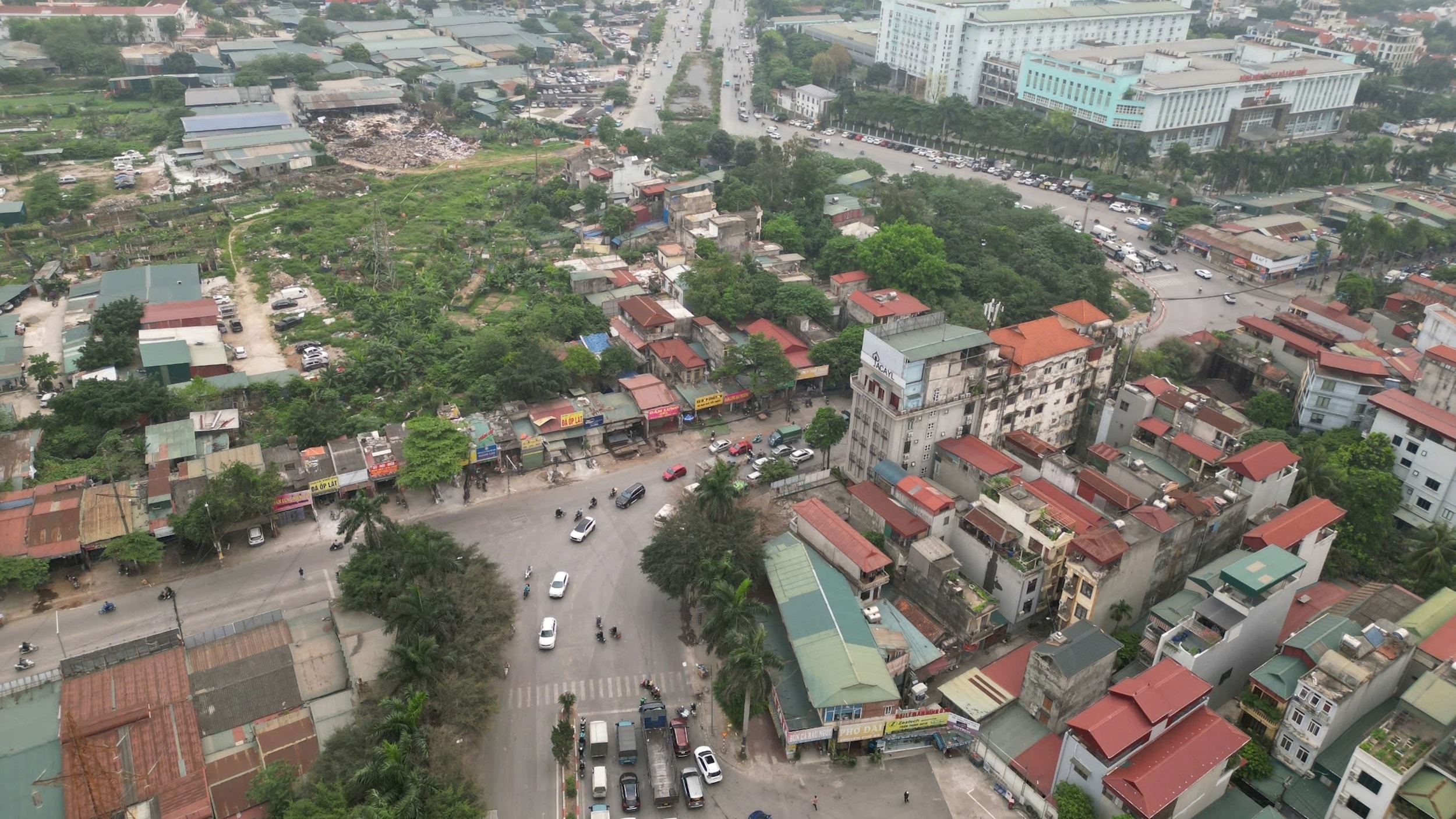 Hà Đông vận động các hộ dân bàn giao mặt bằng dự án Phạm Tu - Đường 70