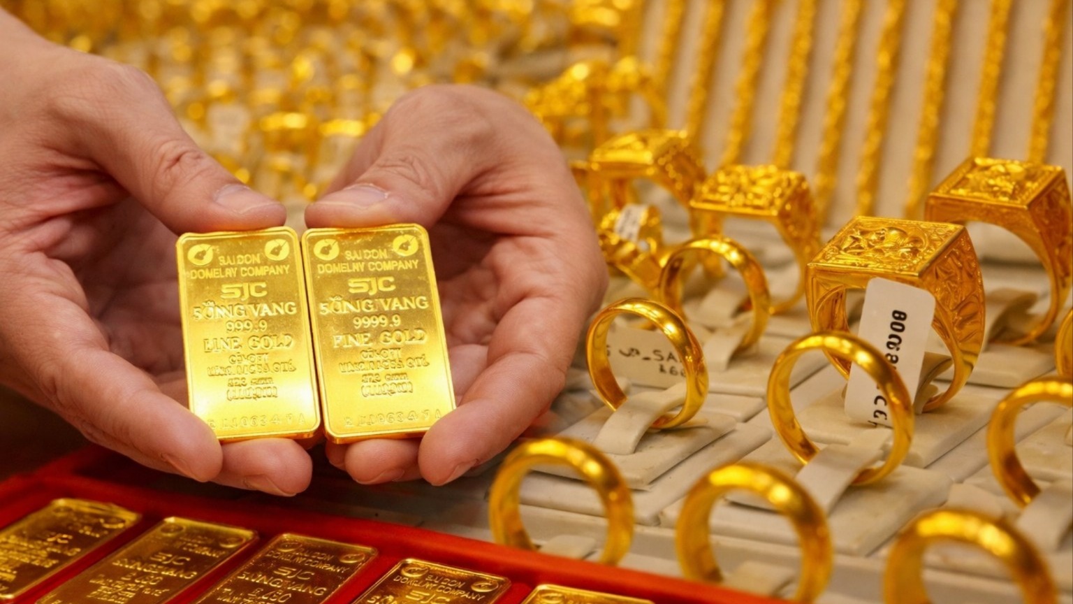 Giá vàng trong nước giảm 1,5 triệu đồng/lượng