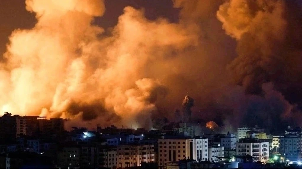 Israel tăng cường tấn công Dải Gaza