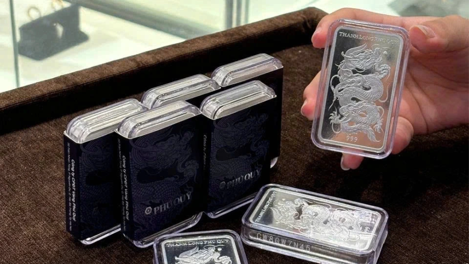 Phú Quý: Bán bạc chờ cả tuần mới nhận được tiền