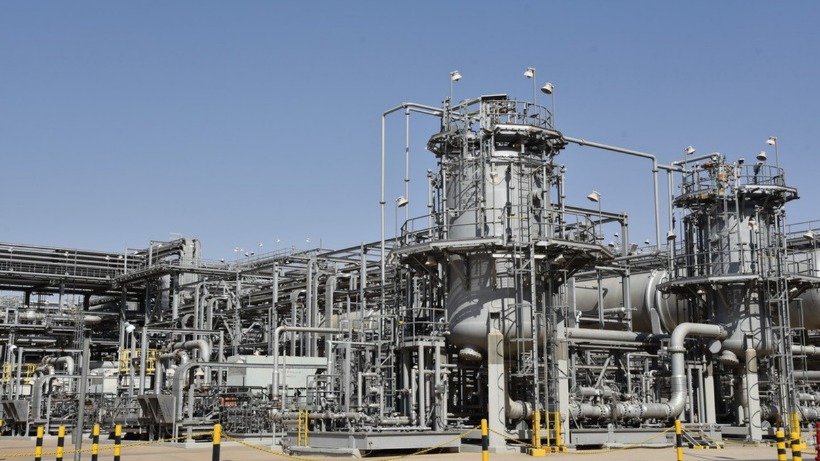 OPEC+ lên kế hoạch tăng dần sản lượng dầu đến năm 2026