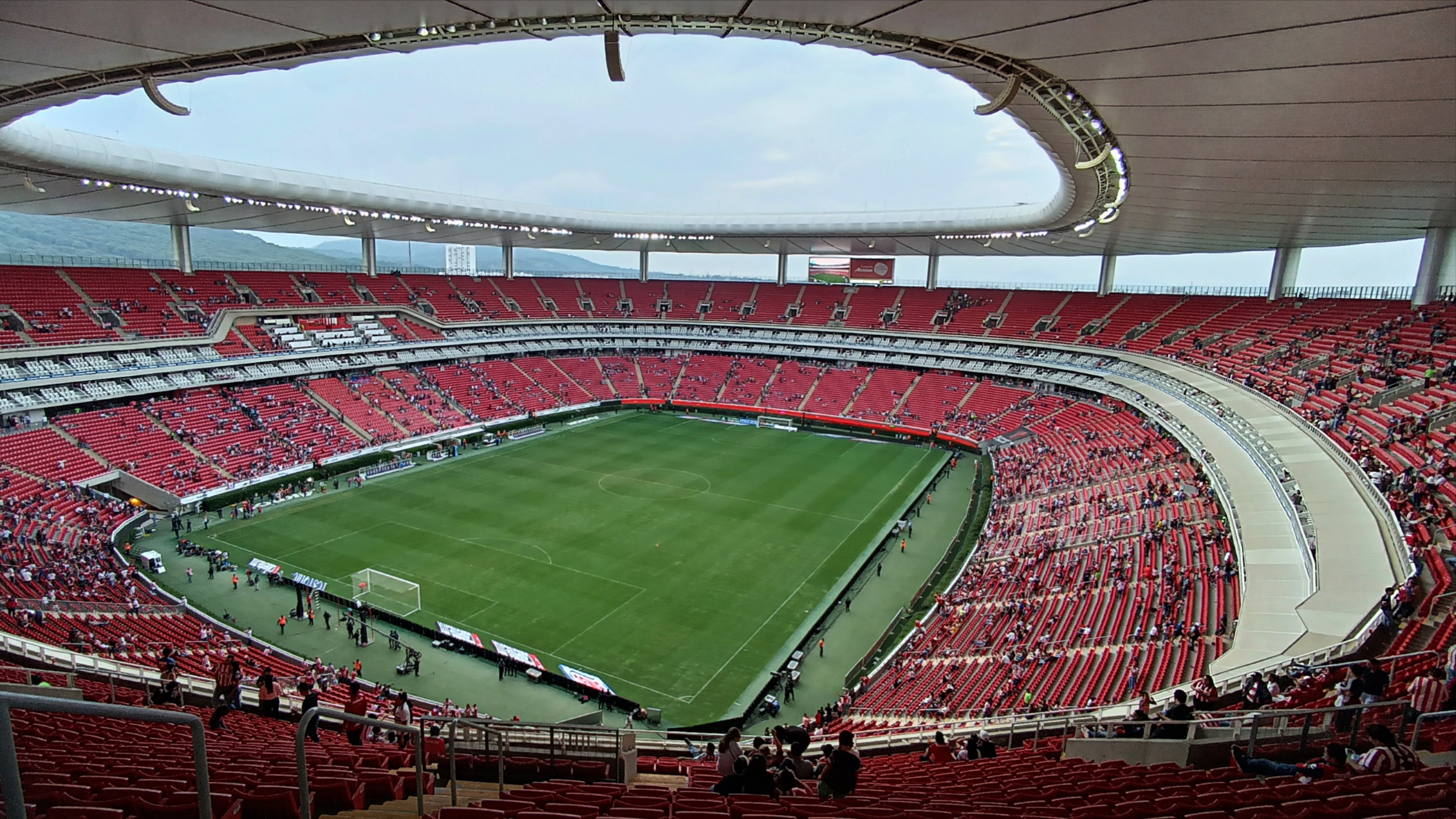 Sân Akron tăng tốc nâng cấp trước thềm World Cup 2026