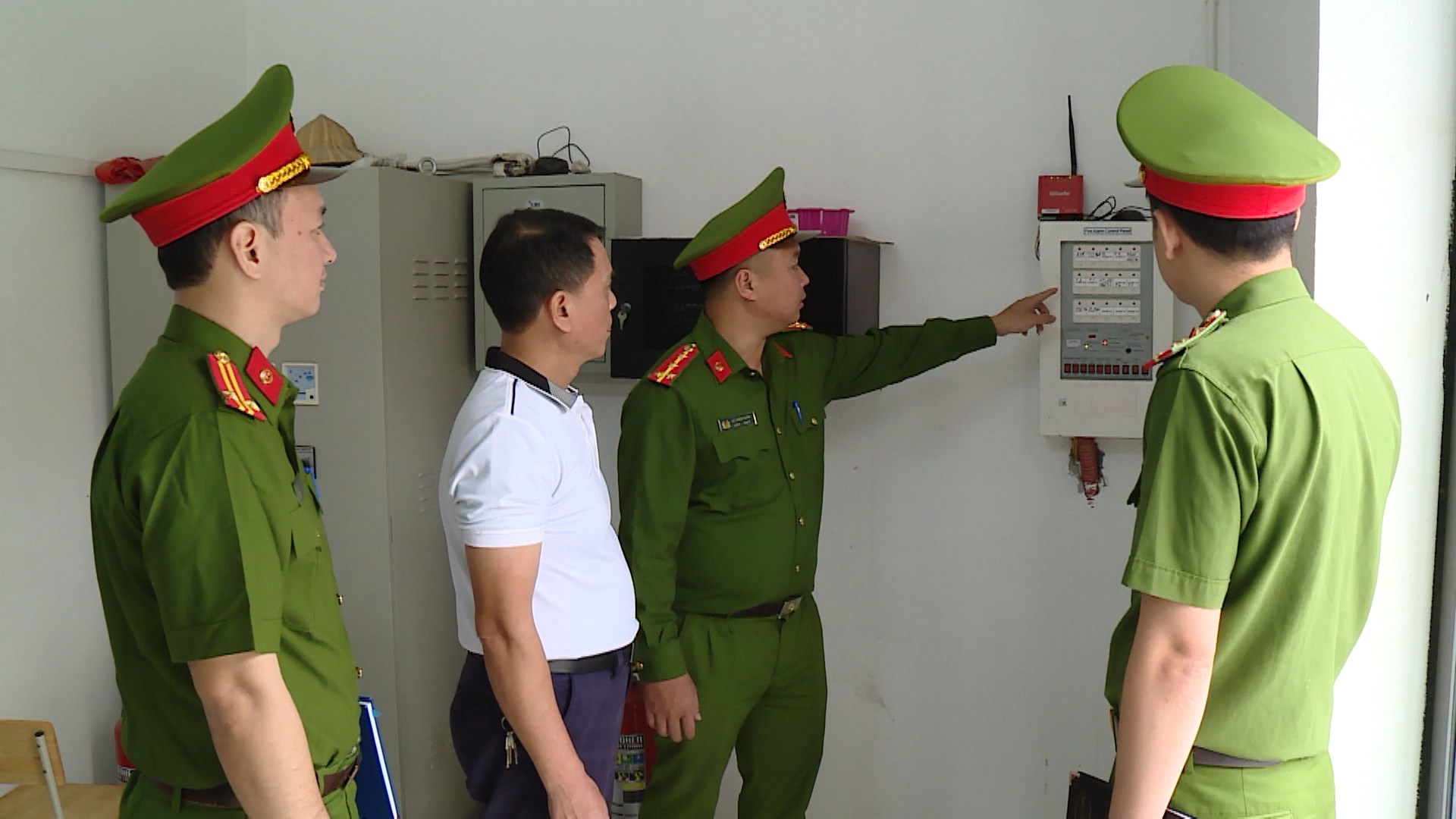 Hà Nội tăng cường giải pháp ngăn cháy do sự cố điện