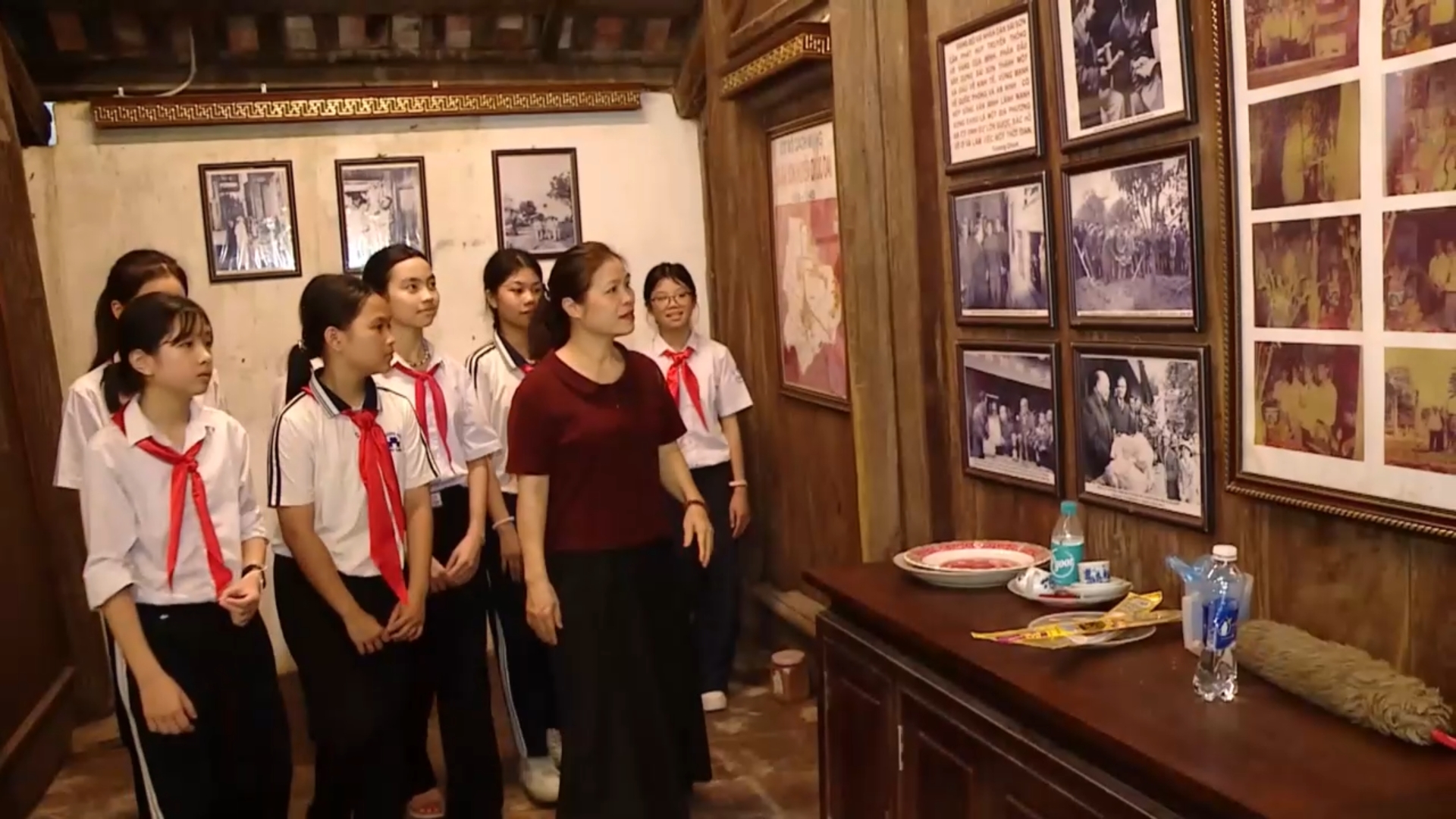 Tháng Năm nhớ Bác tại di tích Chùa Một Mái