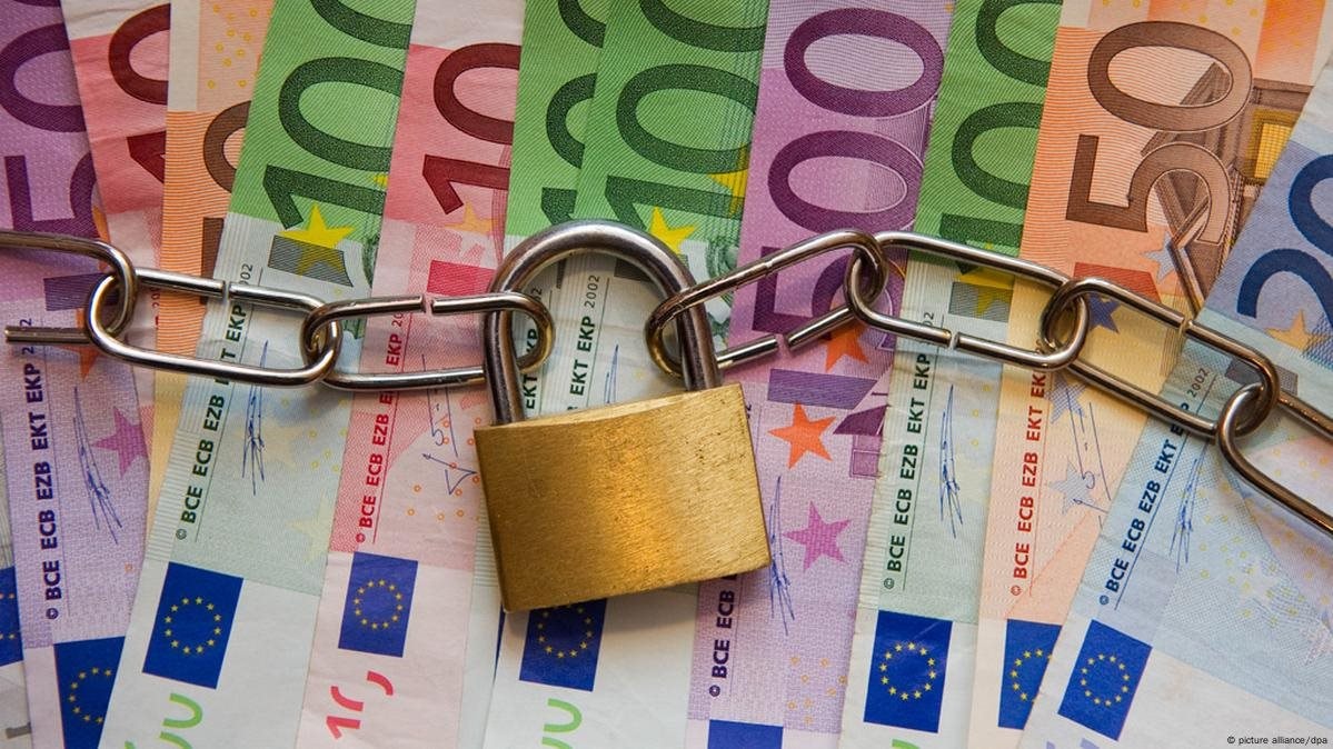Italy sắp trở thành nước có nợ công cao nhất Eurozone