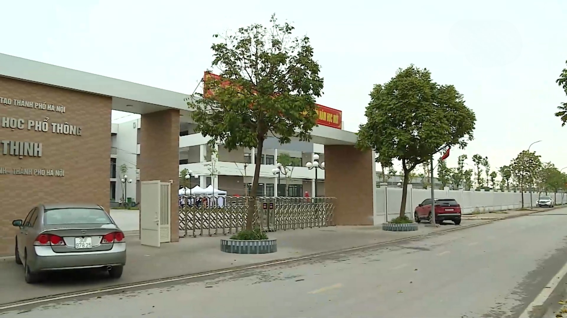 Hà Nội ưu tiên quỹ đất xây trường THPT công lập