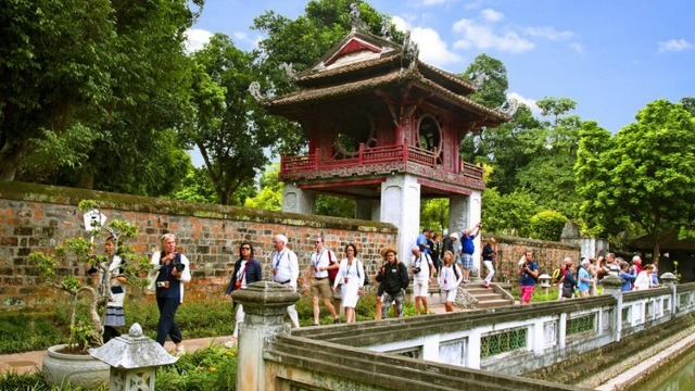 Hà Nội đón 12,14 triệu lượt khách du lịch trong 4 tháng