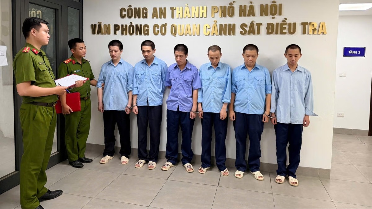 Bắt giữ nhóm đối tượng buôn lậu vàng vào Việt Nam 