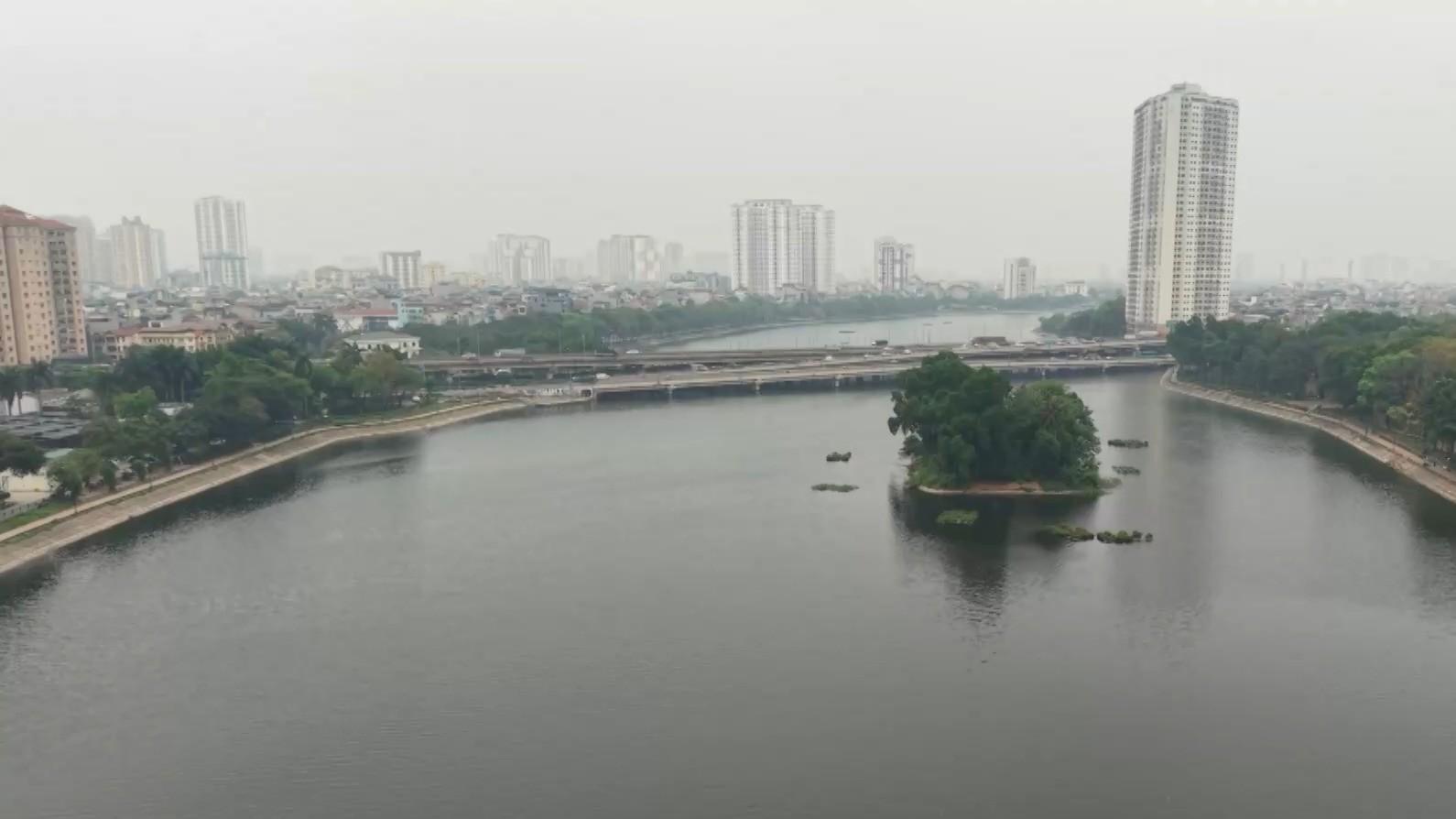 Công viên Bắc Linh Đàm - “lá phổi” xanh giữa lòng đô thị