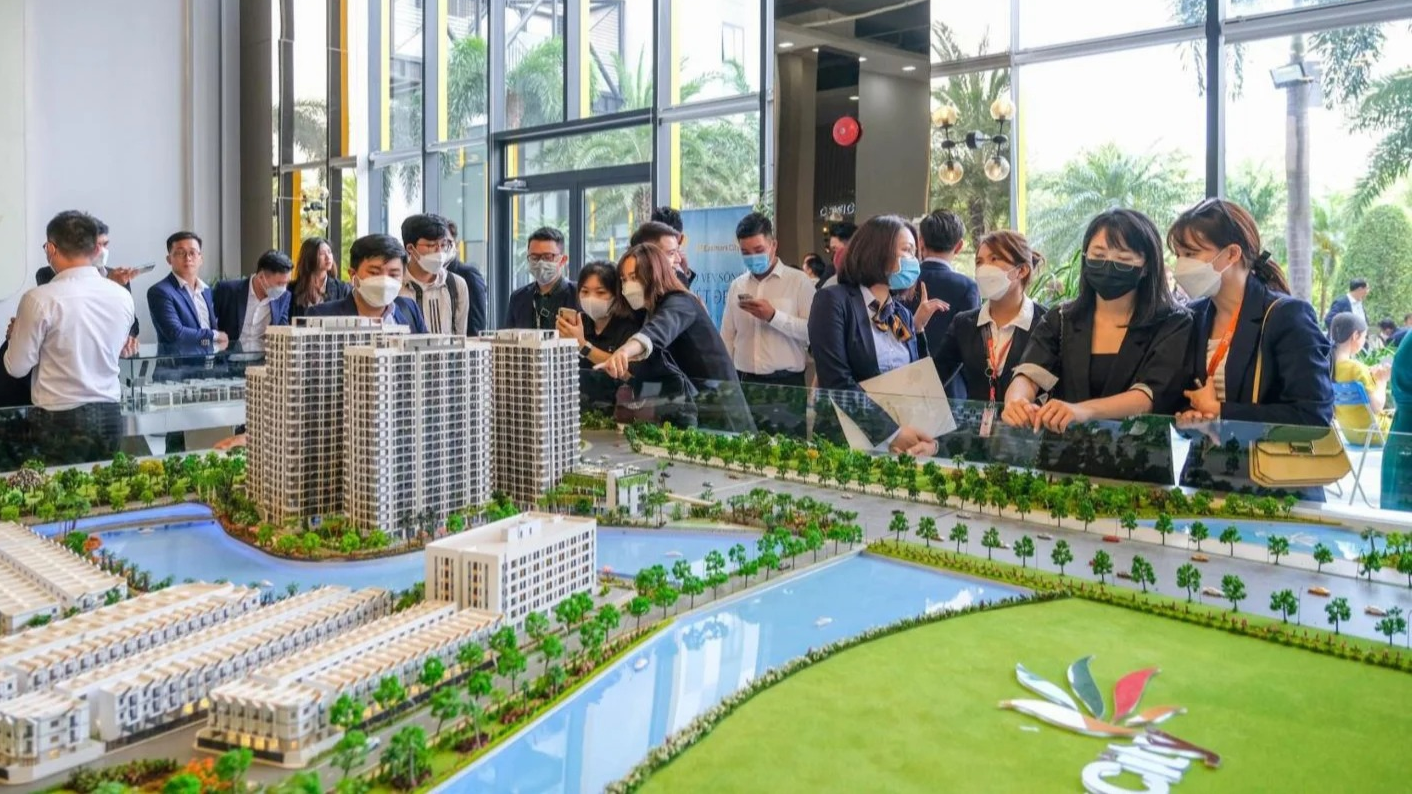 Hà Nội yêu cầu rà soát pháp lý loạt sàn bất động sản