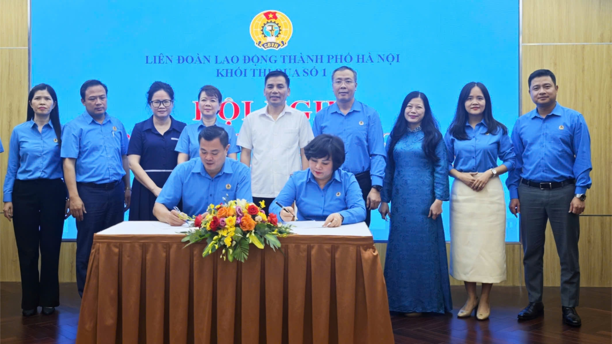 Khối thi đua số 1 LĐLĐ thành phố ký giao ước thi đua năm 2026
