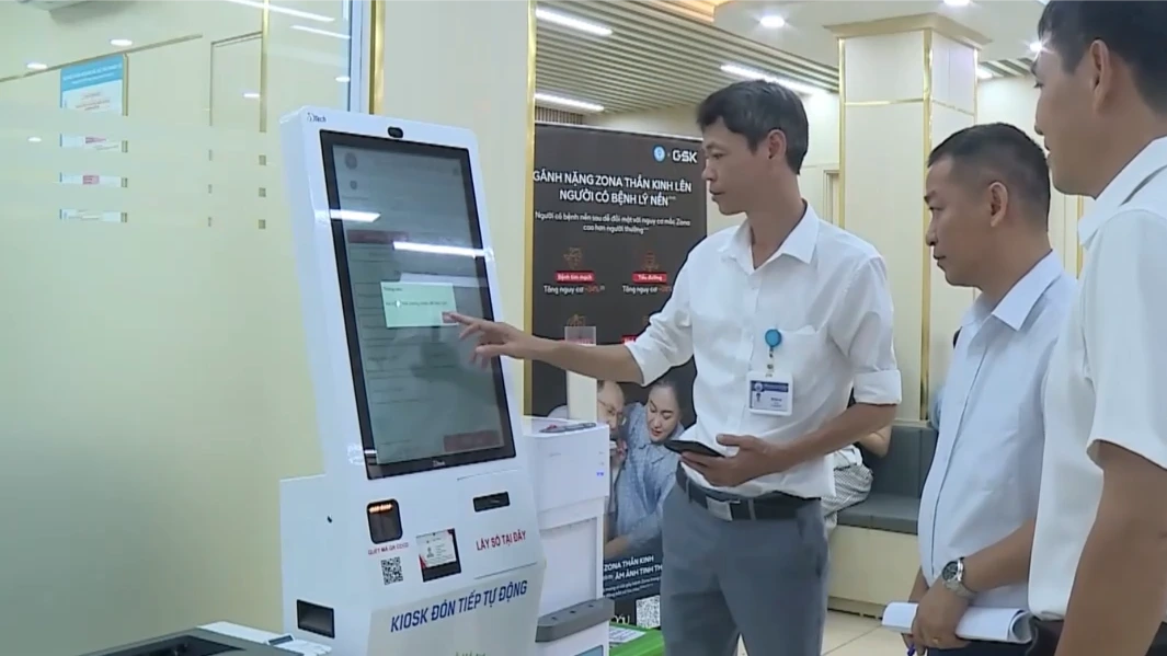 Hà Nội kiểm tra, siết chặt chất lượng bệnh viện