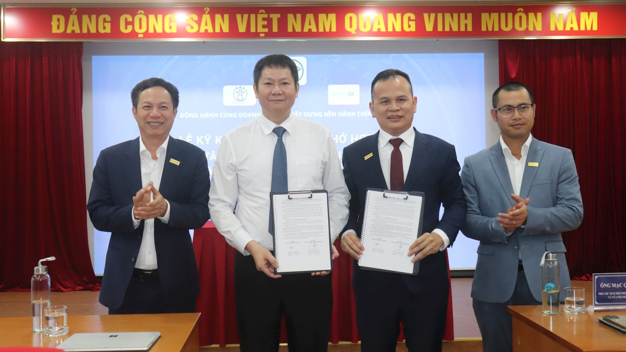Cam kết cải thiện môi trường đầu tư cho doanh nghiệp 