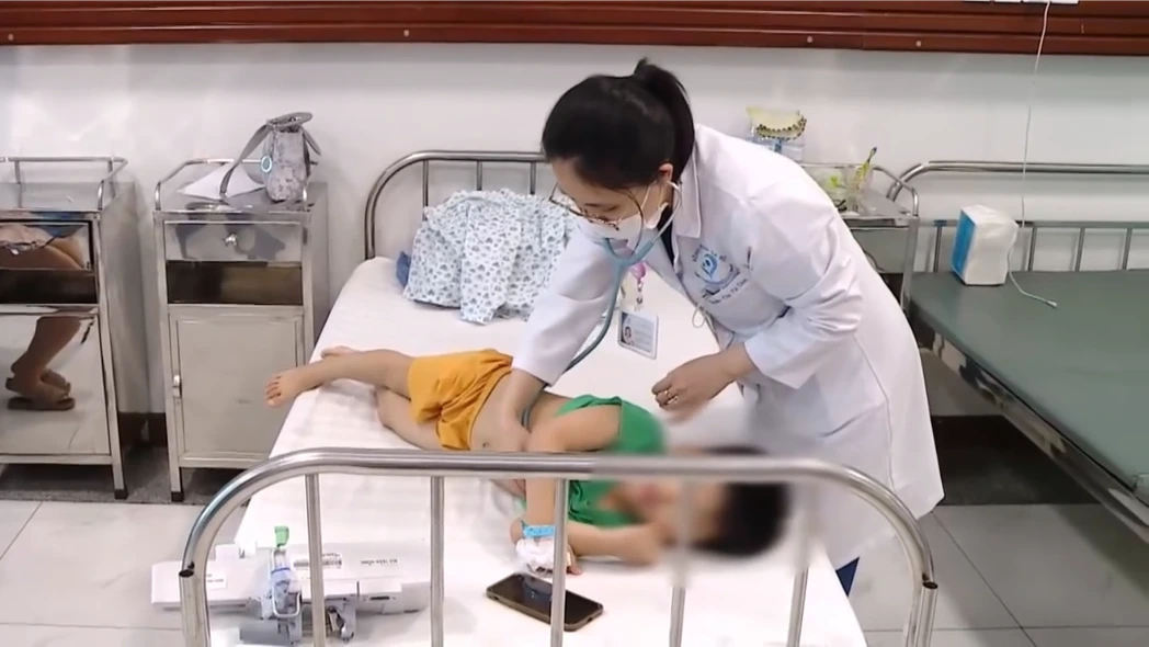 Cẩn trọng với biến chứng nặng do Adenovirus ở trẻ