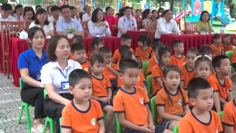 Gần 3.000 học sinh mầm non được khám sức khỏe miễn phí toàn diện
