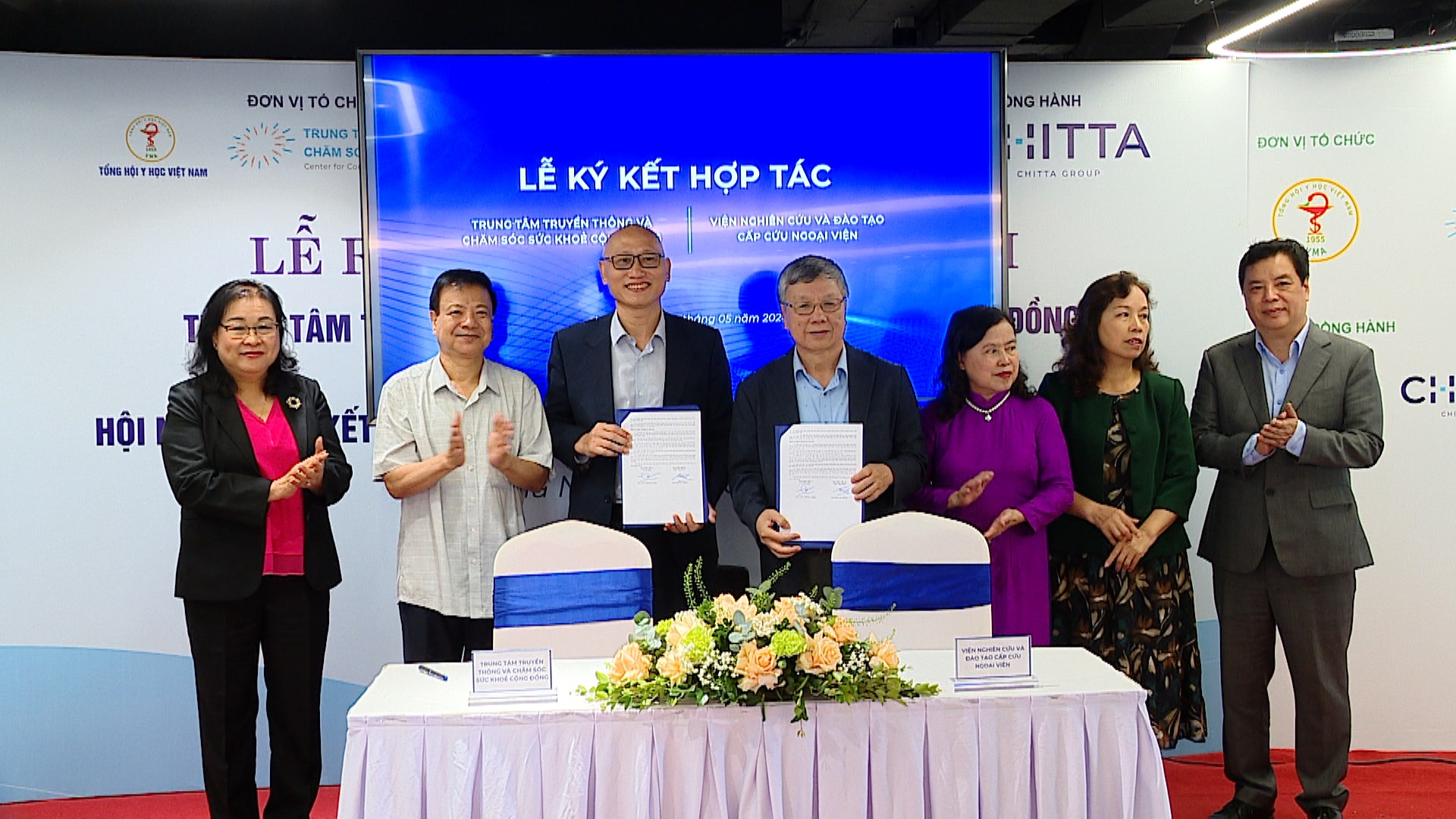 Chung tay nâng cao nhận thức của người dân trong chăm sóc sức khỏe