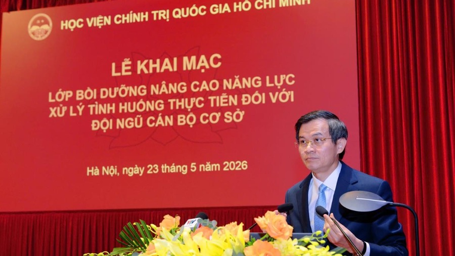 Cán bộ cơ sở cần chủ động giải quyết vấn đề từ thực tiễn