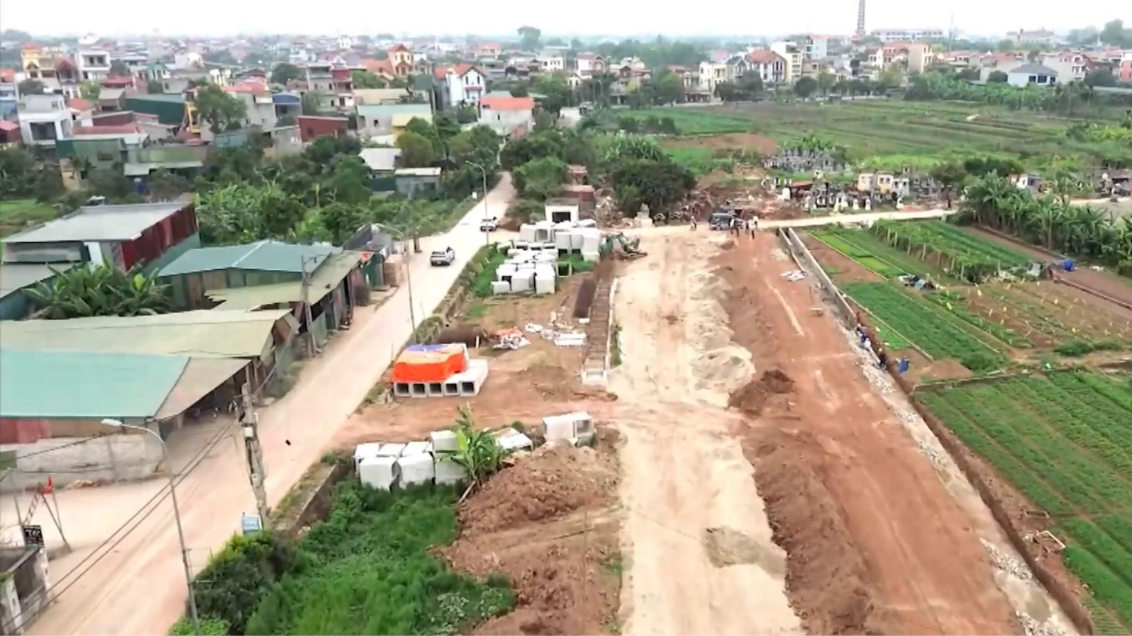 GPMB đường gom phía Đông cao tốc Pháp Vân - Cầu Giẽ gặp khó khăn