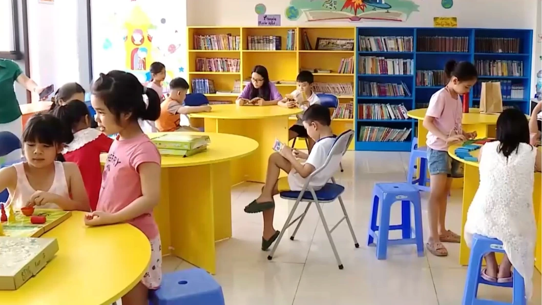 Cuộc thi 'Gia đình đọc sách – Phát triển tủ sách gia đình kết nối yêu thương'