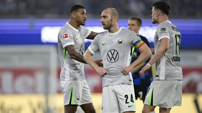 Wolfsburg xuống hạng sau 29 năm liên tiếp chơi ở Bundesliga