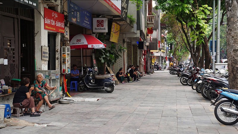 Câu chuyện quản lý vỉa hè - Từ lấn chiếm đến thông thoáng