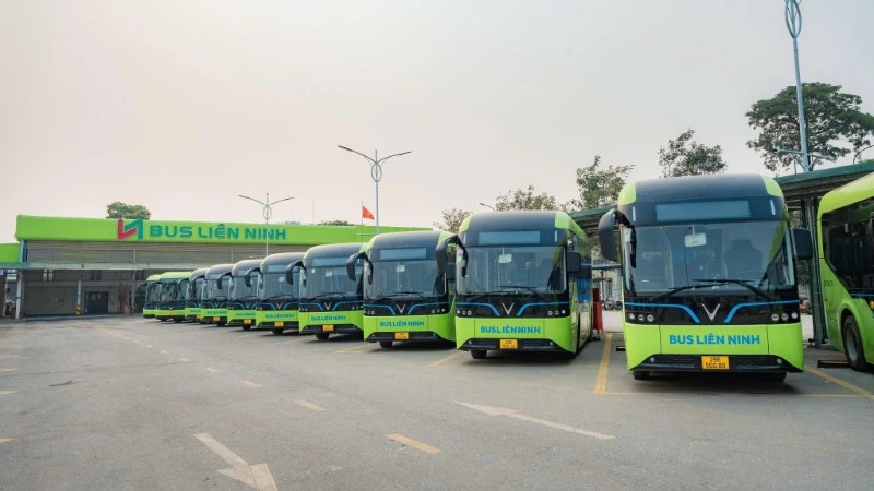 Tăng tần suất xe buýt, metro phục vụ kỳ thi tốt nghiệp THPT