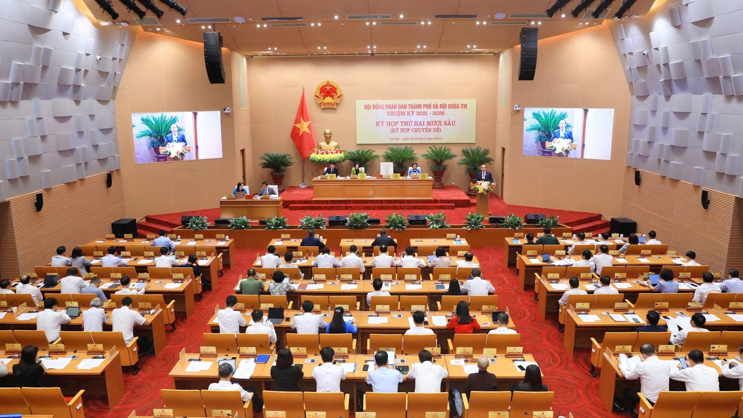 HĐND TP Hà Nội: Đổi mới hoạt động, nâng cao hiệu lực, hiệu quả