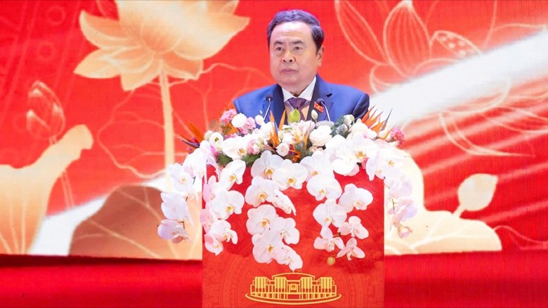 Chủ tịch Quốc hội: Xây dựng chính quyền địa phương hiện đại, chuyên nghiệp, gần dân