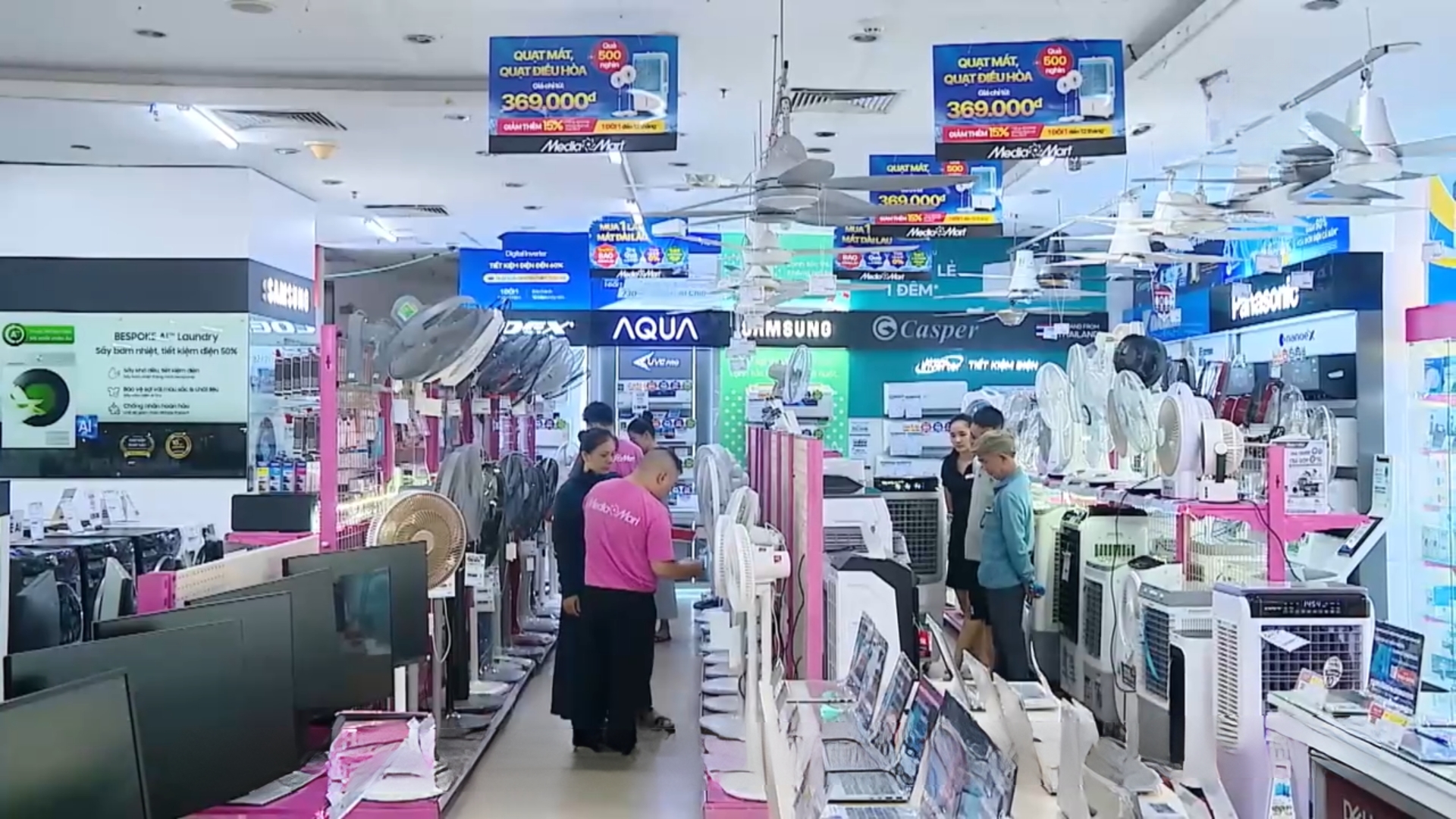 Thị trường điện máy 'tăng nhiệt' mùa nắng nóng