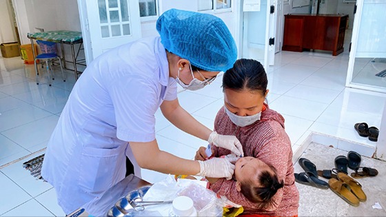 Đủ vi chất dinh dưỡng giúp trẻ phát triển toàn diện  