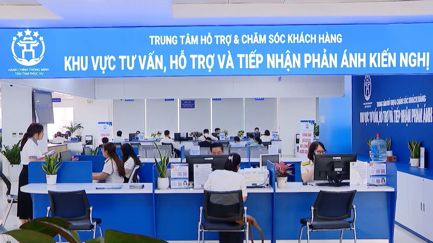 Đẩy mạnh cắt giảm, đơn giản hóa thủ tục hành chính