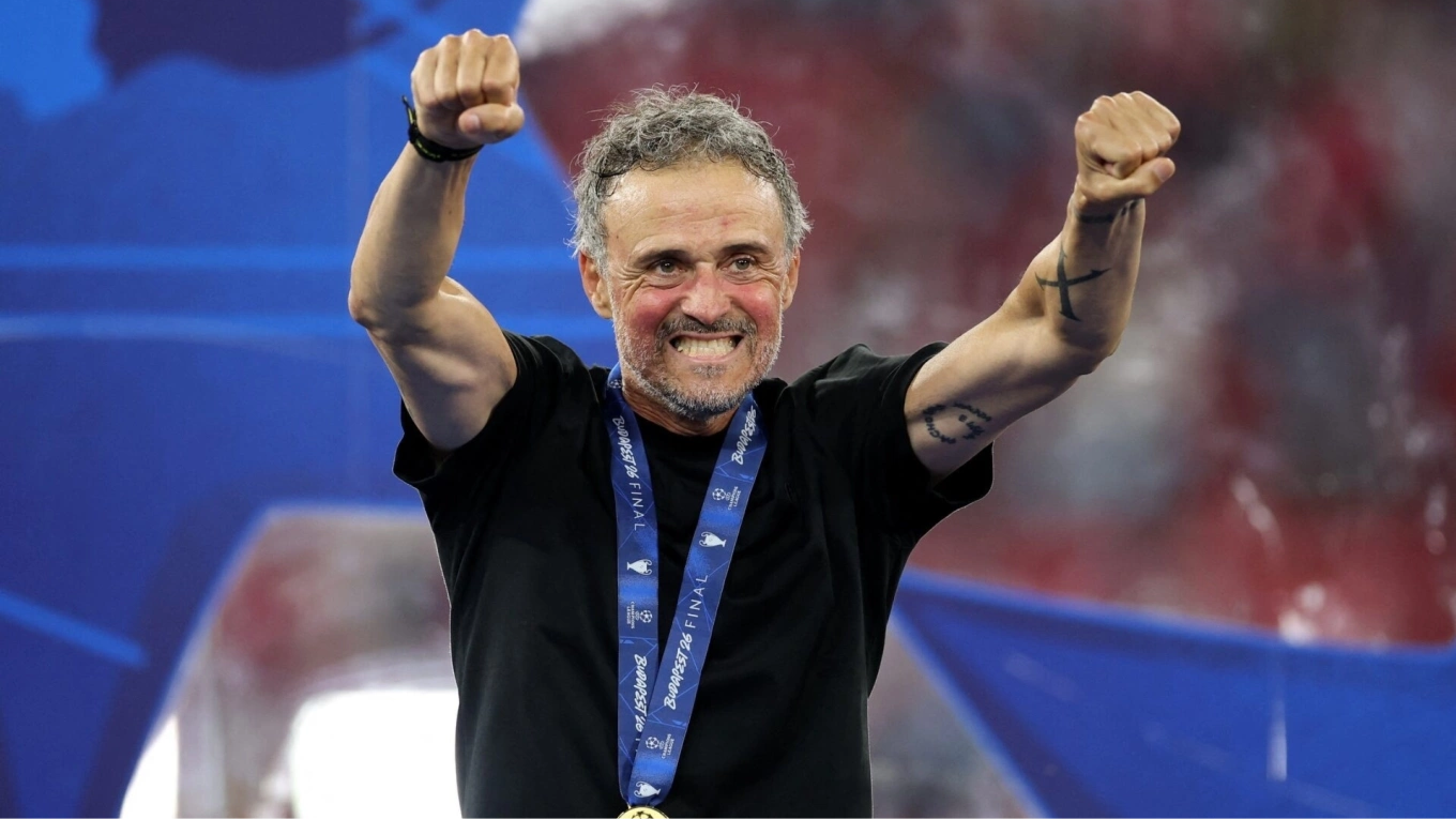 HLV Luis Enrique gia nhập danh sách HLV xuất sắc nhất lịch sử