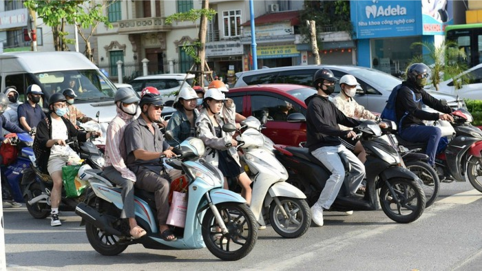 Thí điểm vùng phát thải thấp: Bỏ đề xuất cấm xe máy xăng 