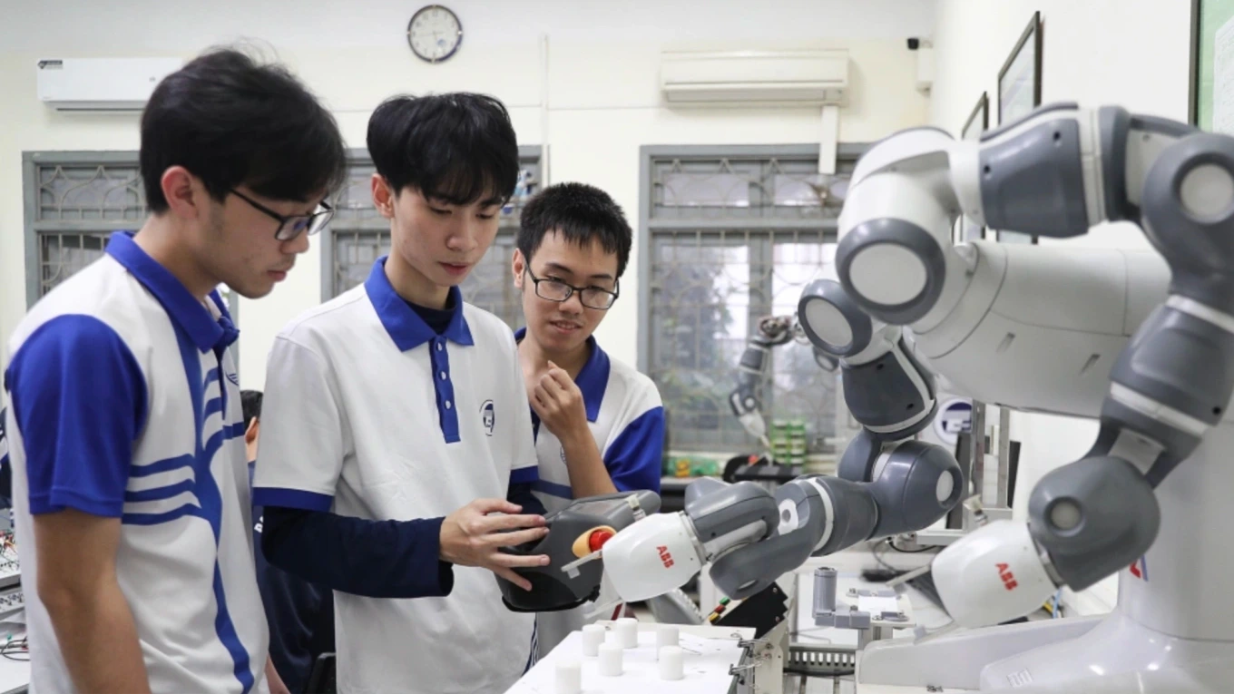 Dự kiến 15 nhóm ngành được cấp học bổng 37-55 triệu đồng/năm